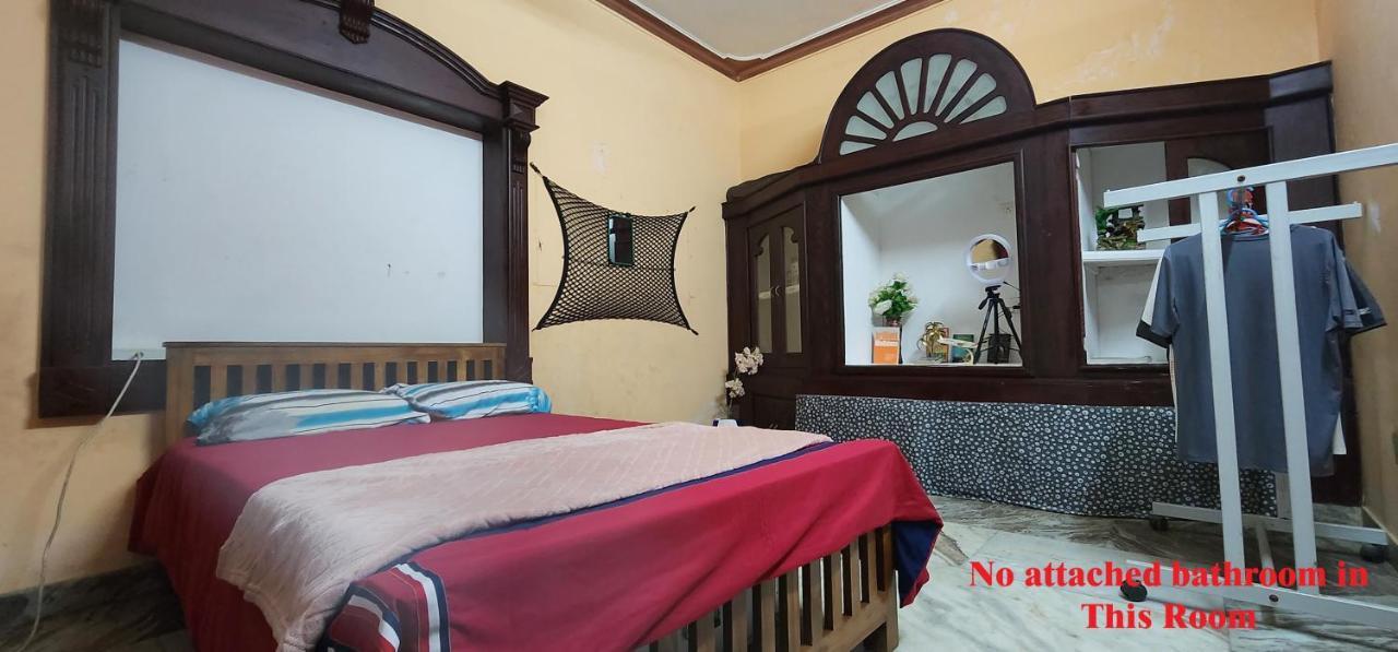 ホテル Jj'S White House Thrissur エクステリア 写真